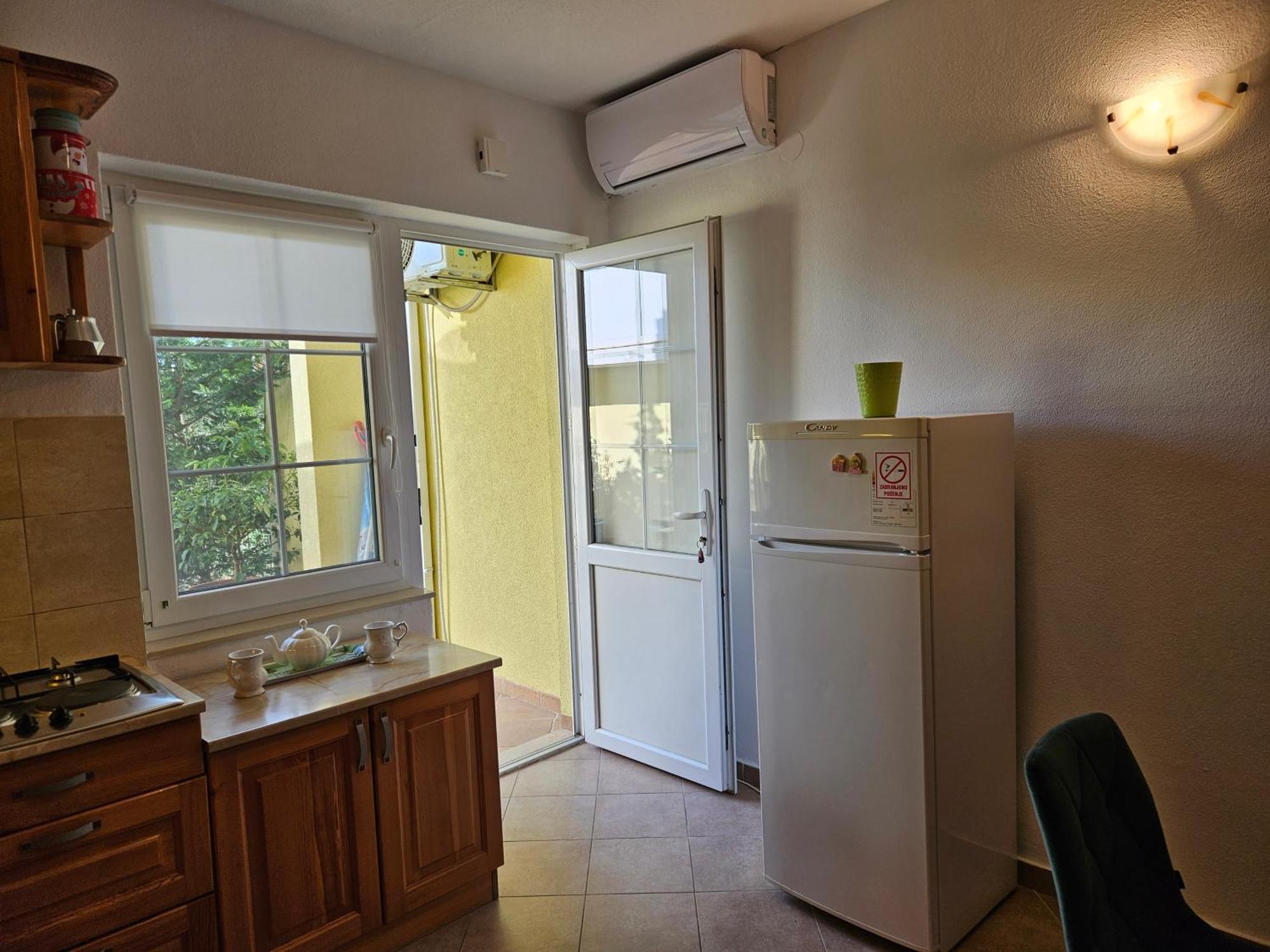 Apartmani Natasa Lokva Rogoznica Exterior foto